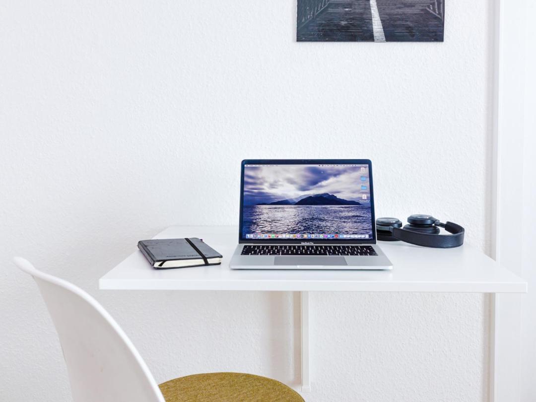 Stylish Apartment - 3 Min Walk To Wuppertal Main Train Station - Close To The University - Kitchen - Netflix Buitenkant foto
