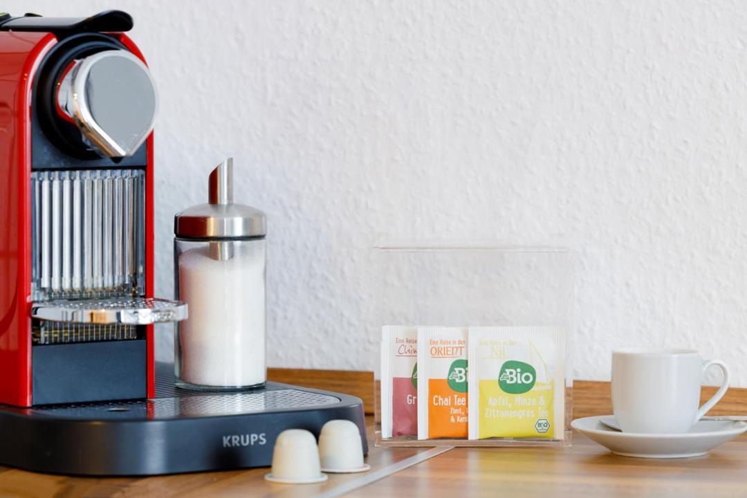 Stylish Apartment - 3 Min Walk To Wuppertal Main Train Station - Close To The University - Kitchen - Netflix Buitenkant foto